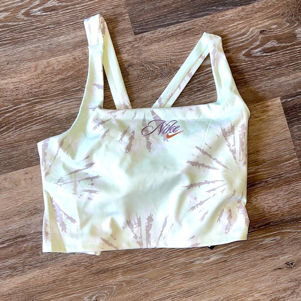 NWT Nike cropped Racerback built in bra workout top mint green grey drift XL - Picture 2 of 10